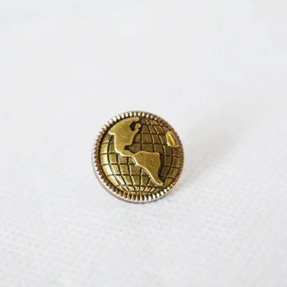 Handmade Bronze Earth Globe Pin - Picture 3 of 6